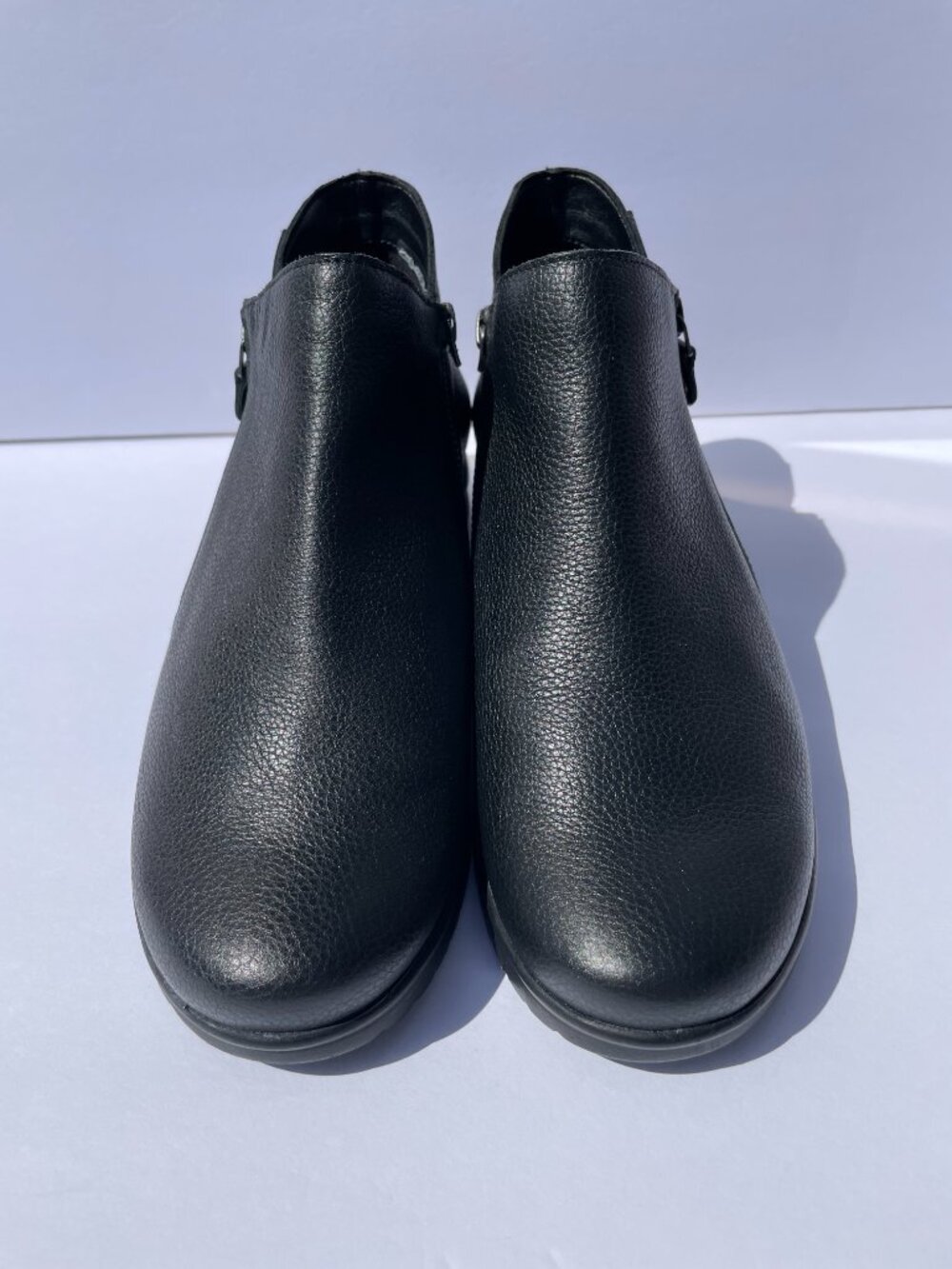 Like new, Mephisto, womens Romia boots, size: 7.5, color: black - Picture 4 of 9